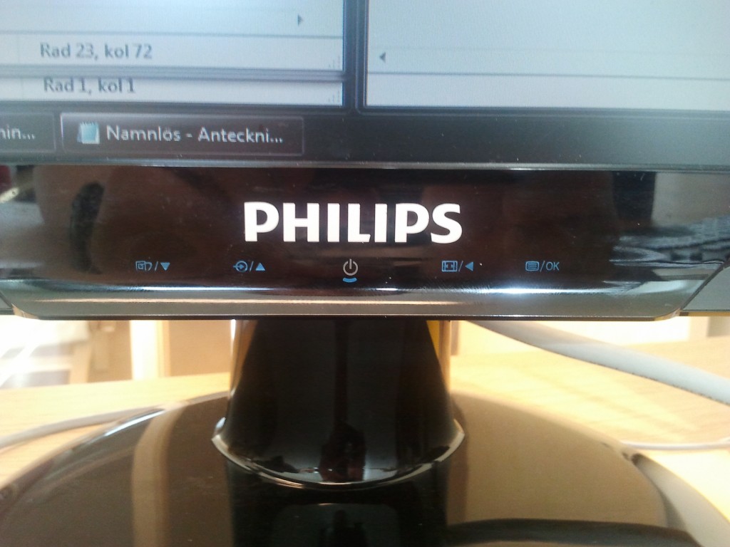 Philips 243E2 Monitor - Touch Buttons